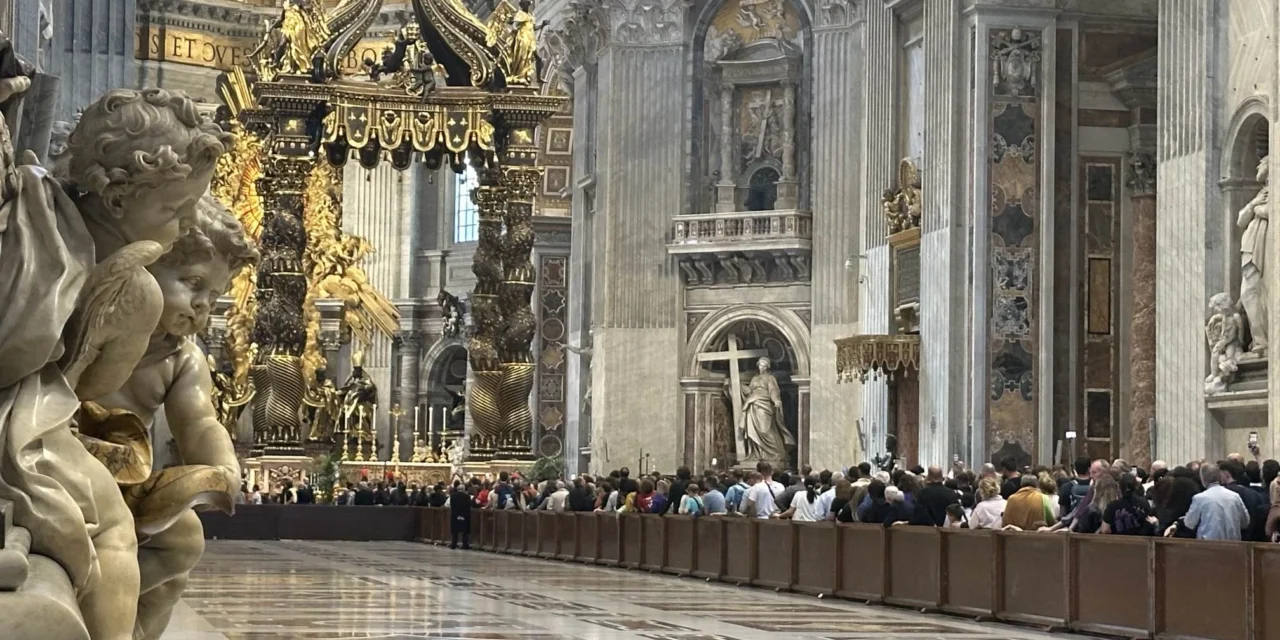 THE WORLD BIDS FAREWELL TO THE HOLY FATHER
