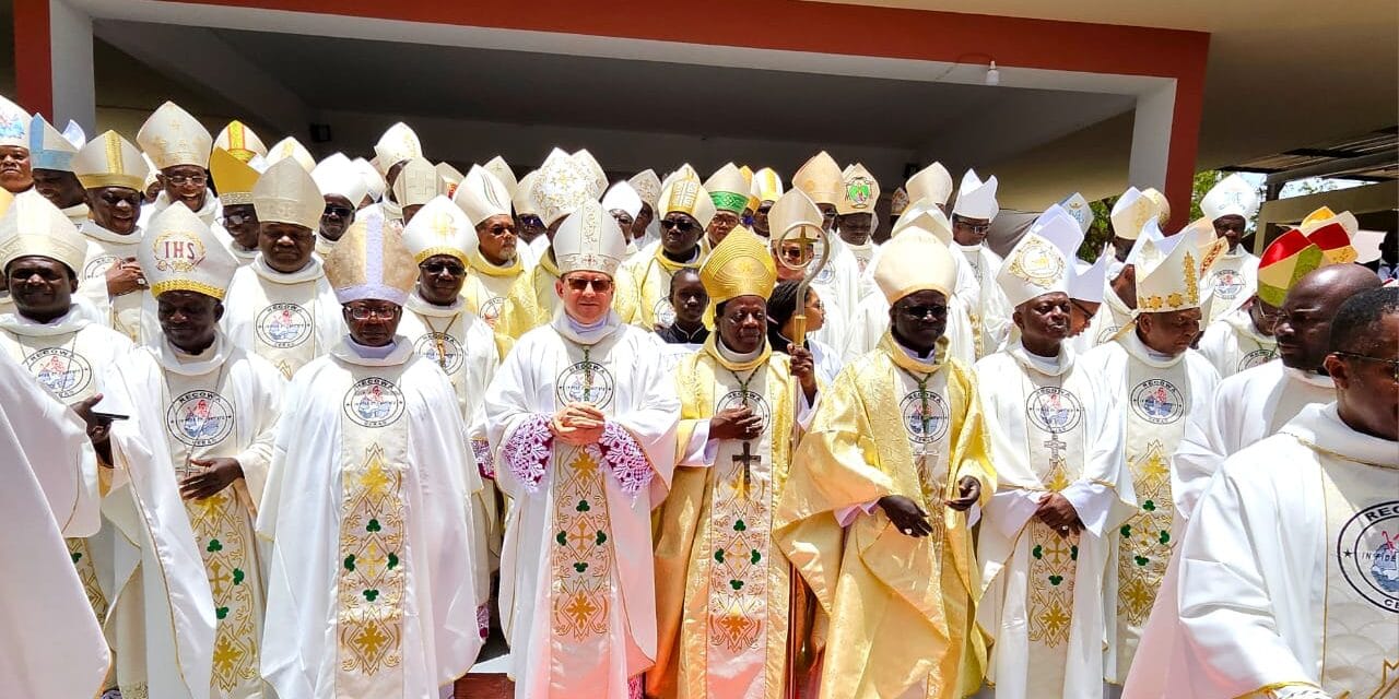 MESSAGE FROM THE 5TH PLENARYASSEMBLY OF THE REUNION OF EPISCOPALCONFERENCES OF WEST AFRICA (RECOWA) HELD AT THE HOTEL FLEUR DE LYS,DAKAR, SENEGAL, FROM 5 TO 12 MAY 2025