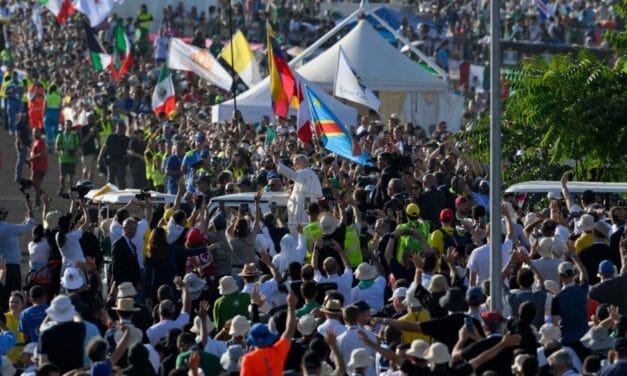 À TOR VERGATA, LÉON XIV A ÉCHANGÉ AVEC LES JEUNES