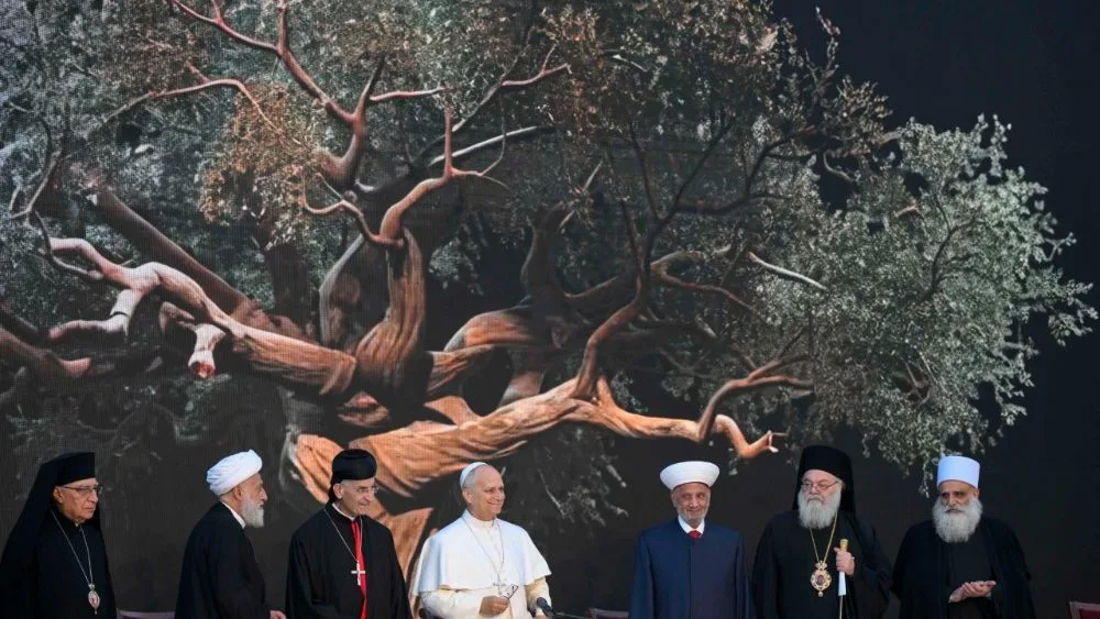 À Beyrouth, Léon XIV appelle à l’unité et à la paix