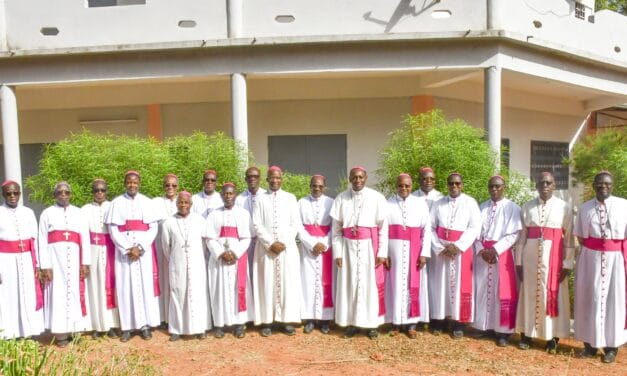 Les évêques de la Conférence Episcopale Burkina-Niger effectuent leur deuxième Assemblée Plénière Ordinaire (APO) au grand Séminaire St Pierre Claver de Koumi. Consacrée aux séminaires, cette APO a connu la présence du nouveau Nonce Apostolique au Burkina et au Niger.