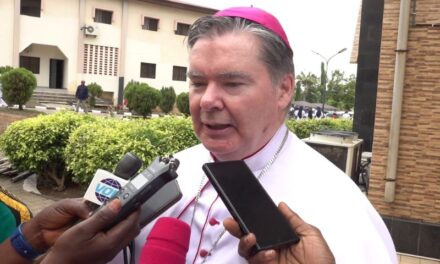 Après l’attaque du dimanche des Rameaux, le nonce au Nigeria appelle à la justice et à l’espérance