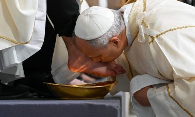 Le jeudi saint, le pape Léon XIV a rétabli la messe de la Cène du Seigneur dans la basilique Saint-Jean-de-Latran, reprenant ainsi une tradition papale qui n’y avait plus été observée depuis 2012, sous Benoît XVI.