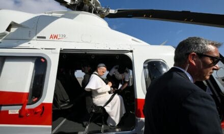 En une minute, la septième journée du Pape en Afrique: Le pape Léon XIV en pèlerinage à Muxima