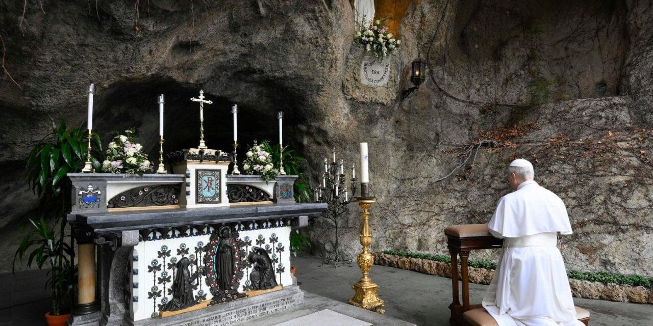 Le Pape récitera le Rosaire pour la paix en union avec les sanctuaires du monde entier