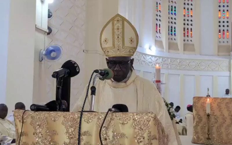 « Sans morale, sans Dieu, notre pays ne se relèvera jamais », avertit le cardinal Sarah à la Guinée