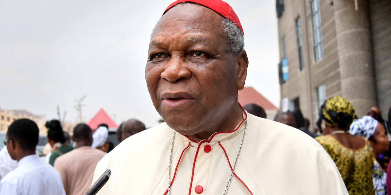 Le Conseil des laïcs du Nigeria soutient le Cardinal Onaiyekan et rejette l’accusation de «abus de confiance»