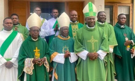 Les évêques de la province de Calabar au Nigeria fixent un objectif de 1 000 arbres pour les paroisses et institutions