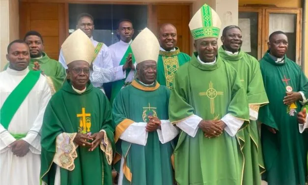 Les évêques de la province de Calabar au Nigeria fixent un objectif de 1 000 arbres pour les paroisses et institutions