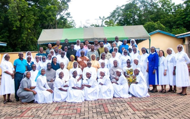 Le nonce apostolique au Ghana exhorte les ordres religieux à mettre l’intelligence artificielle au service de la mission